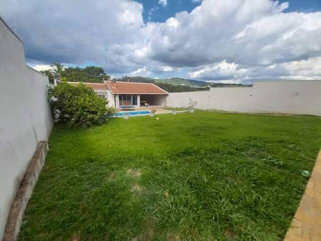 Casa para Venda em São João da Boa Vista - 3