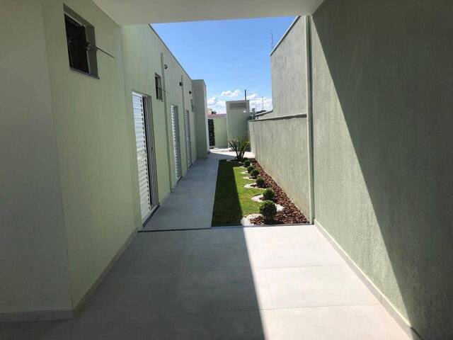 Casa para Venda em São João da Boa Vista - 3