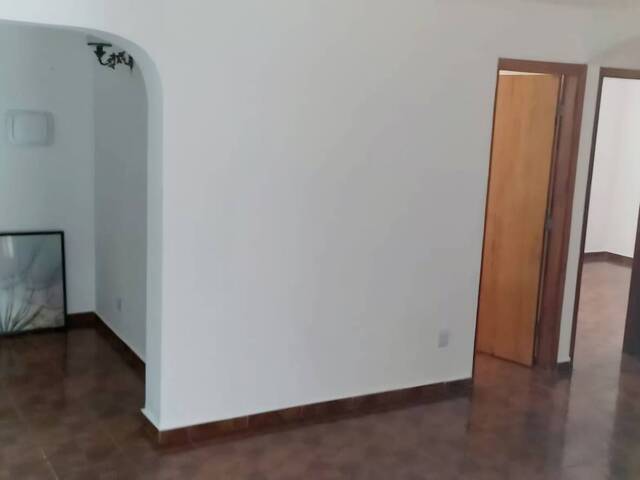 Casa para Venda em São João da Boa Vista - 3