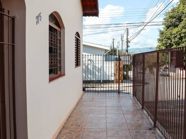 Casa para Venda em São João da Boa Vista - 4