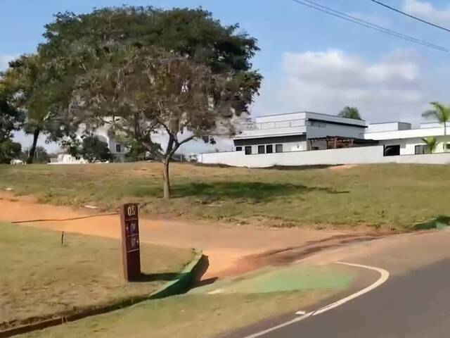 #212 - Terreno em condomínio para Venda em Paranapanema - SP