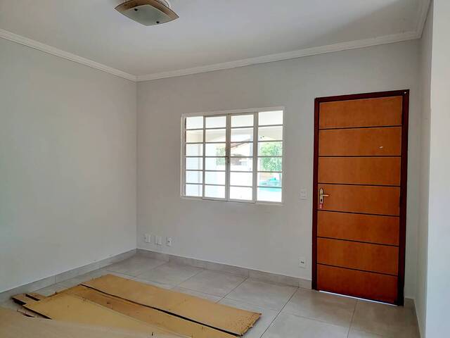 #249 - Casa para Venda em Araras - SP