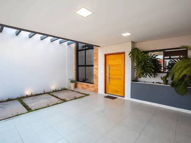 #255 - Casa para Venda em Indaiatuba - SP