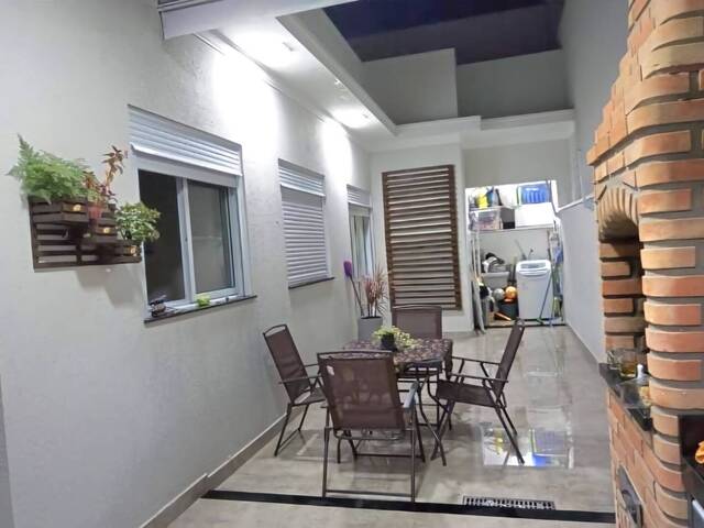 Casa para Venda em Indaiatuba - 4