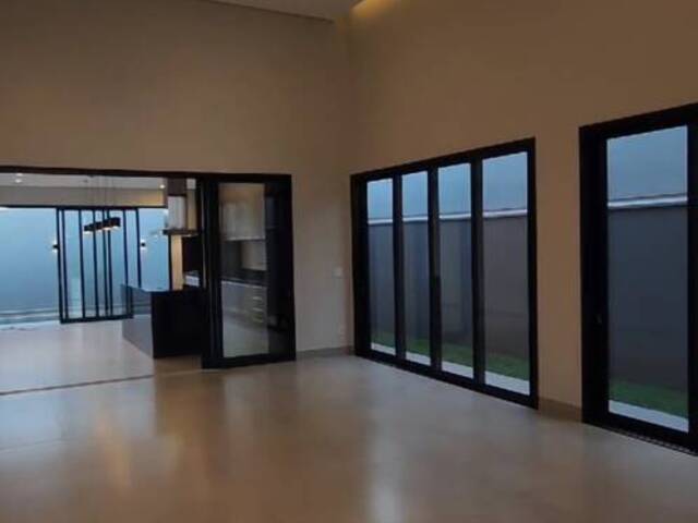Casa para Venda em Ribeirão Preto - 4
