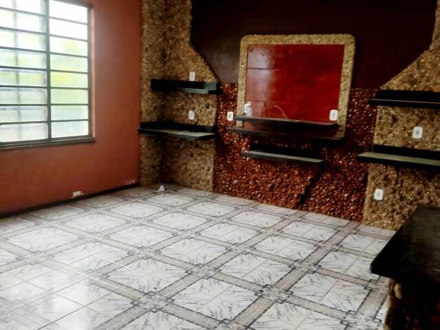 Casa para Venda em São João da Boa Vista - 5