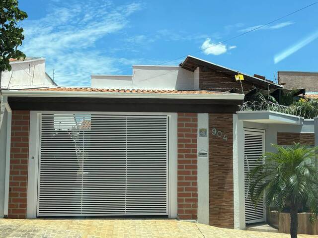 #375 - Casa para Venda em São João da Boa Vista - SP