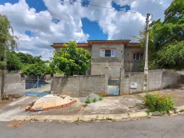 #404 - Casa para Venda em Águas da Prata - SP