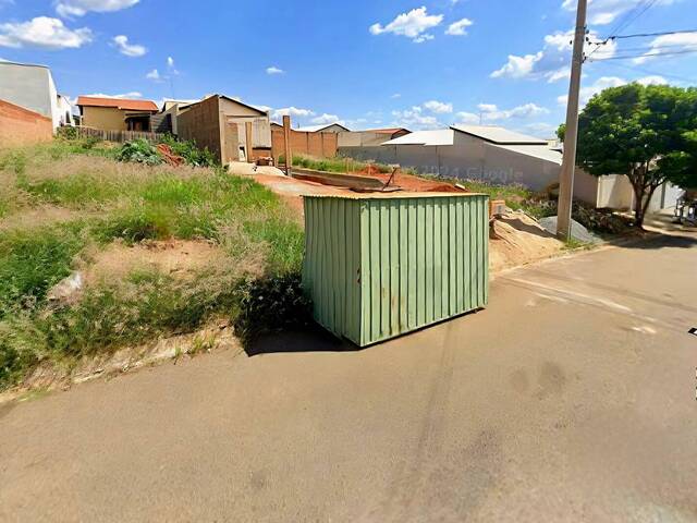 #410 - Terreno para Venda em São João da Boa Vista - SP