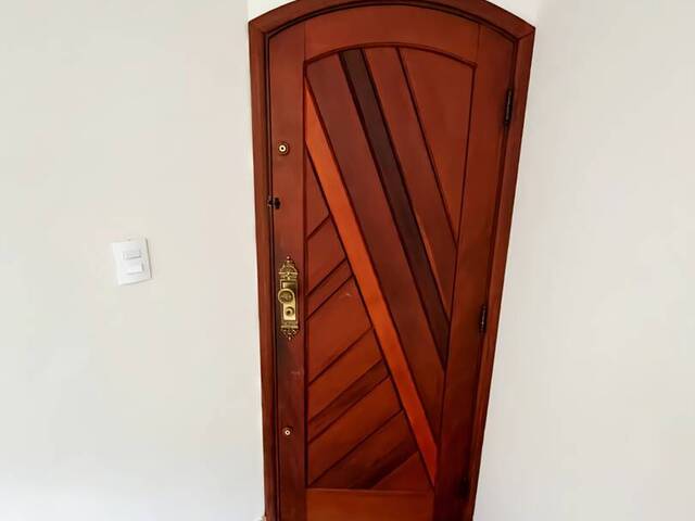 #415 - Casa para Venda em São João da Boa Vista - SP