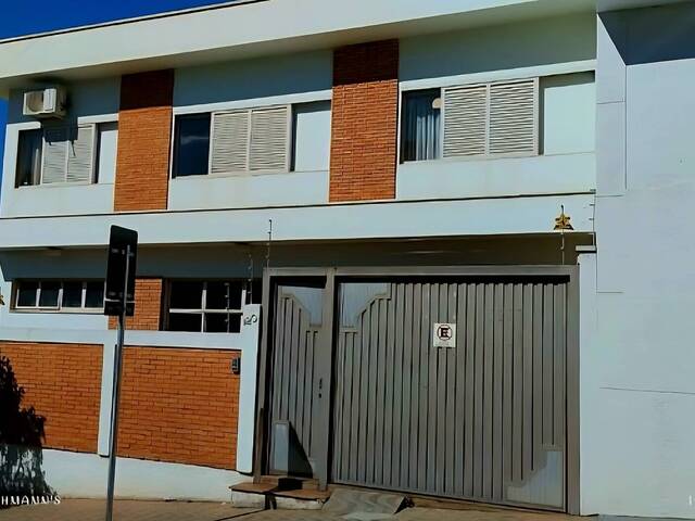 #429 - Casa para Venda em São João da Boa Vista - SP