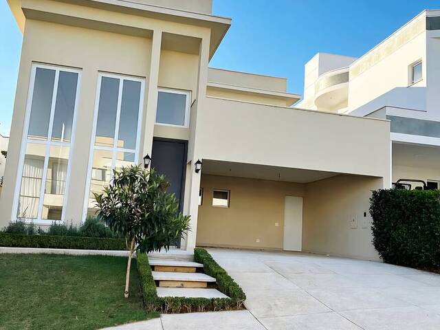 #444 - Casa para Venda em São João da Boa Vista - SP