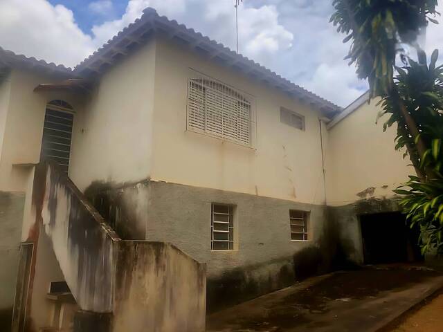 #450 - Casa para Venda em São João da Boa Vista - SP