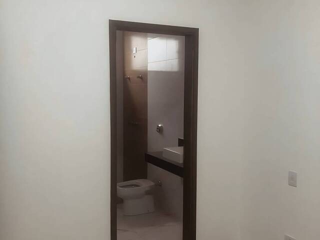 #451 - Casa para Venda em São João da Boa Vista - SP