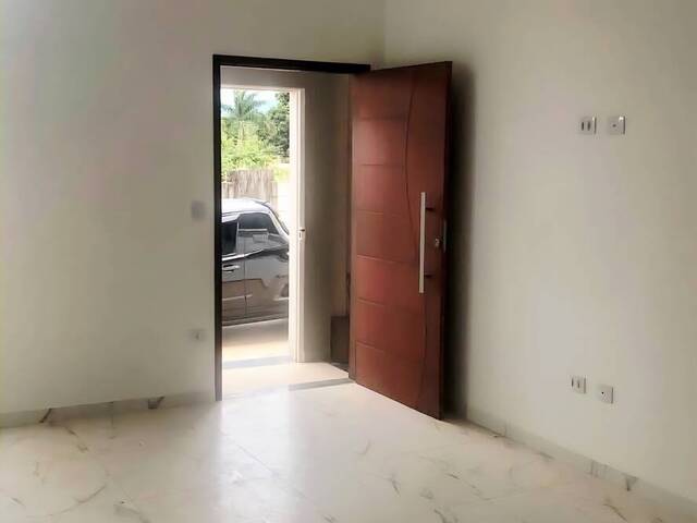 #451 - Casa para Venda em São João da Boa Vista - SP