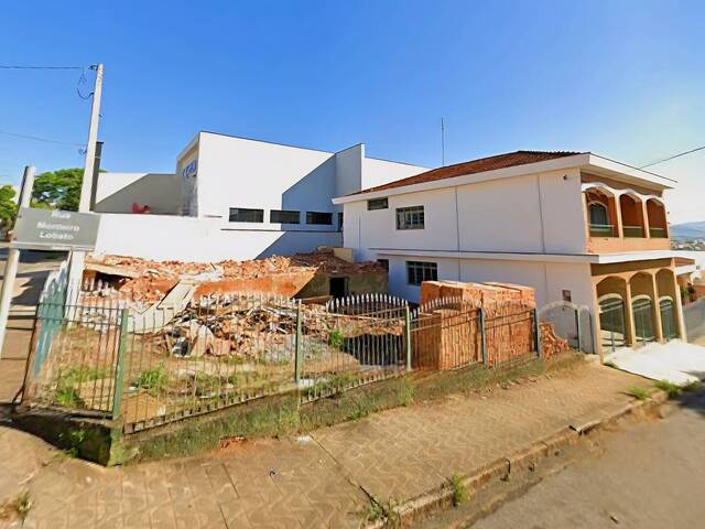 #461 - Sobrado para Venda em São João da Boa Vista - SP