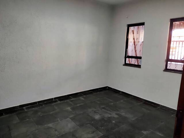 Casa para Venda em São João da Boa Vista - 4