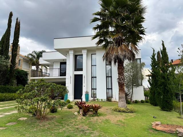 #479 - Casa para Venda em Poços de Caldas - MG