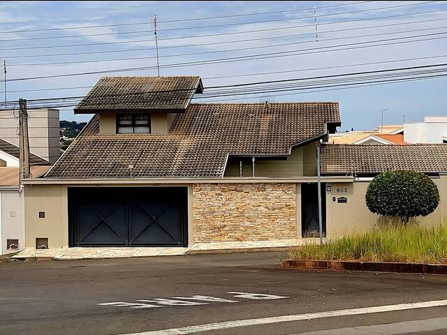 #501 - Casa para Locação em São João da Boa Vista - SP