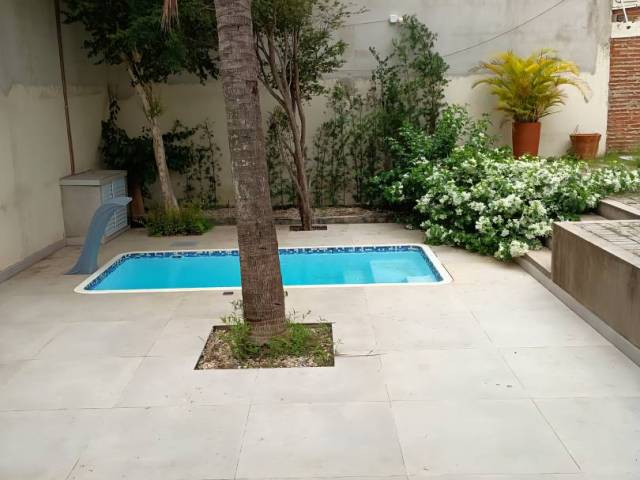 #533 - Casa para Venda em São João da Boa Vista - SP